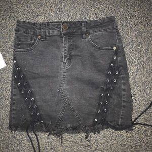 Black denim Skirt!